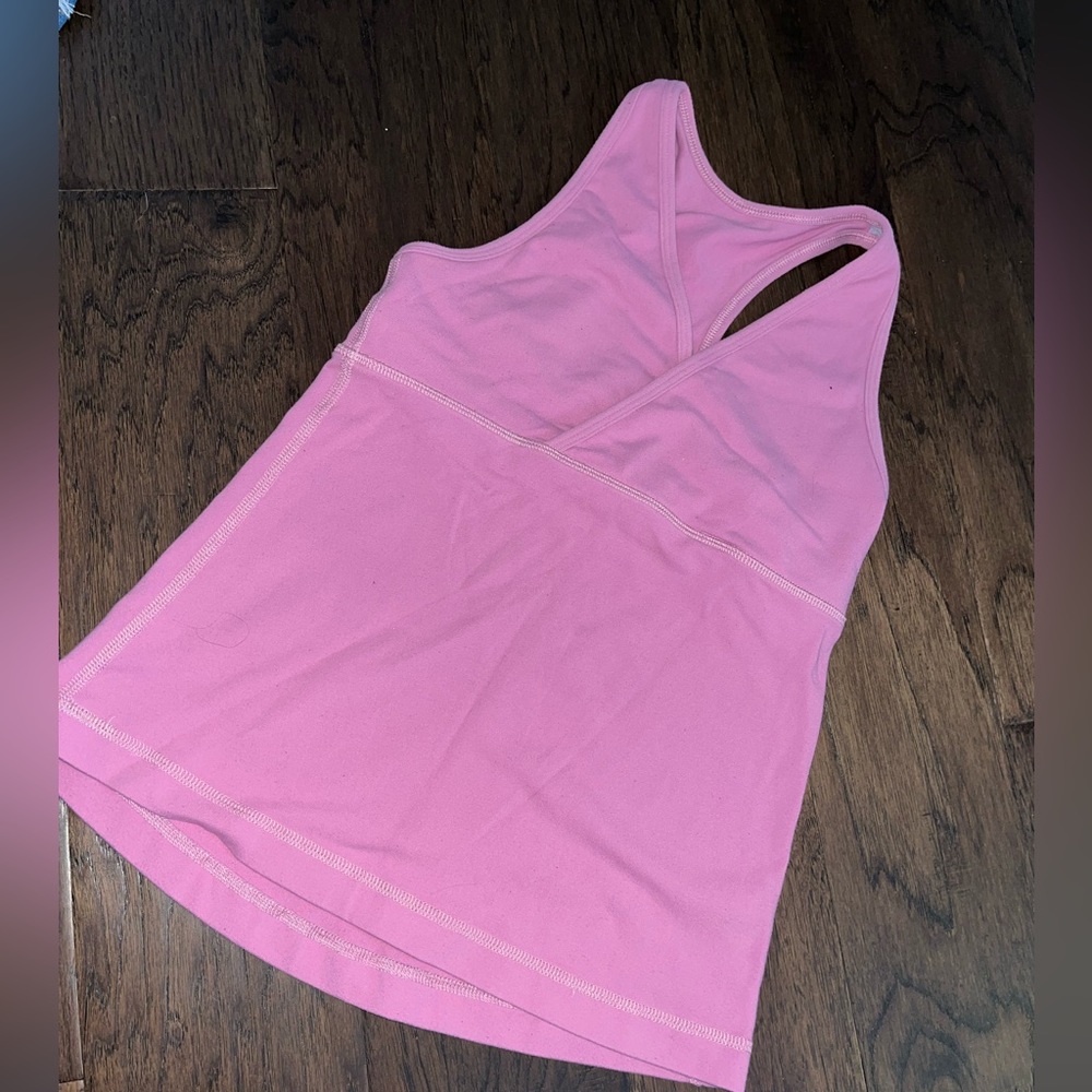 Lululemon tank top